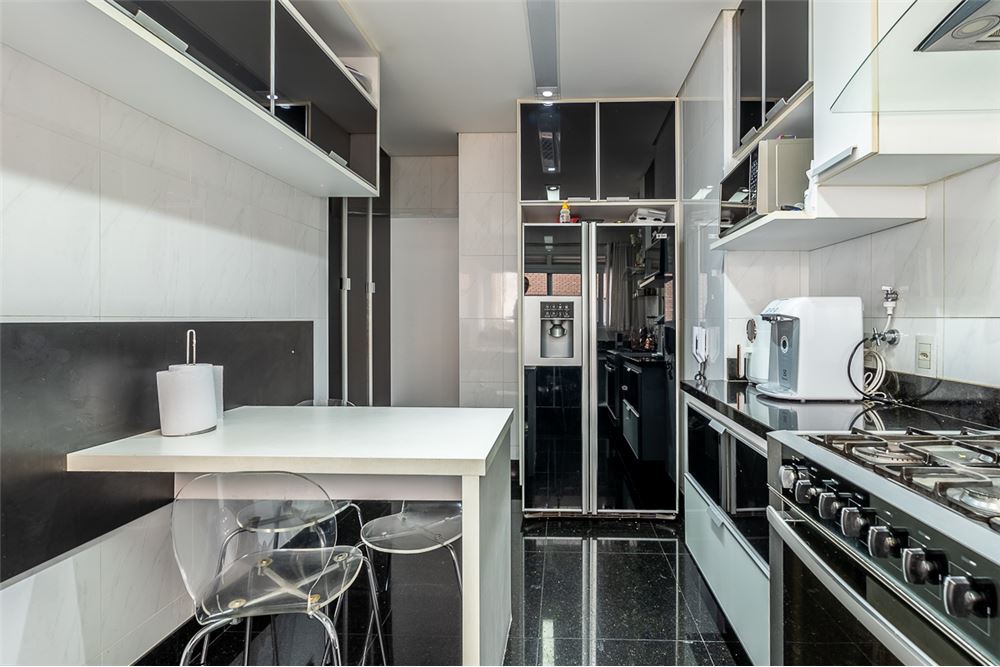 VNCMJC 82 Apto 601971015-449 - REMAX Empire Exclusividades