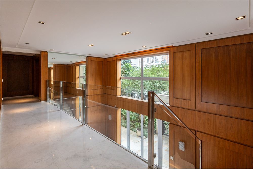 VNCMJC 82 Apto 601971015-449 - REMAX Empire Exclusividades