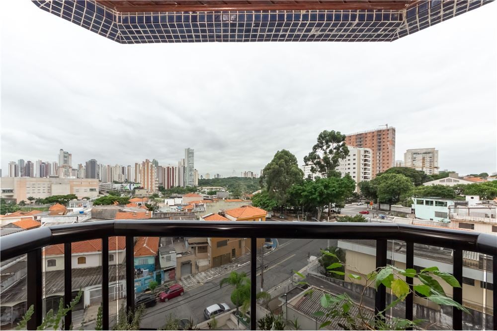 VFB 298 Apto 601811001-43 - REMAX HomeVision Exclusividades