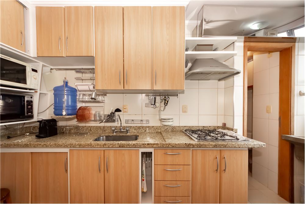 VNCCMC 233 Apto 601721032-3 - REMAX Front Exclusividades