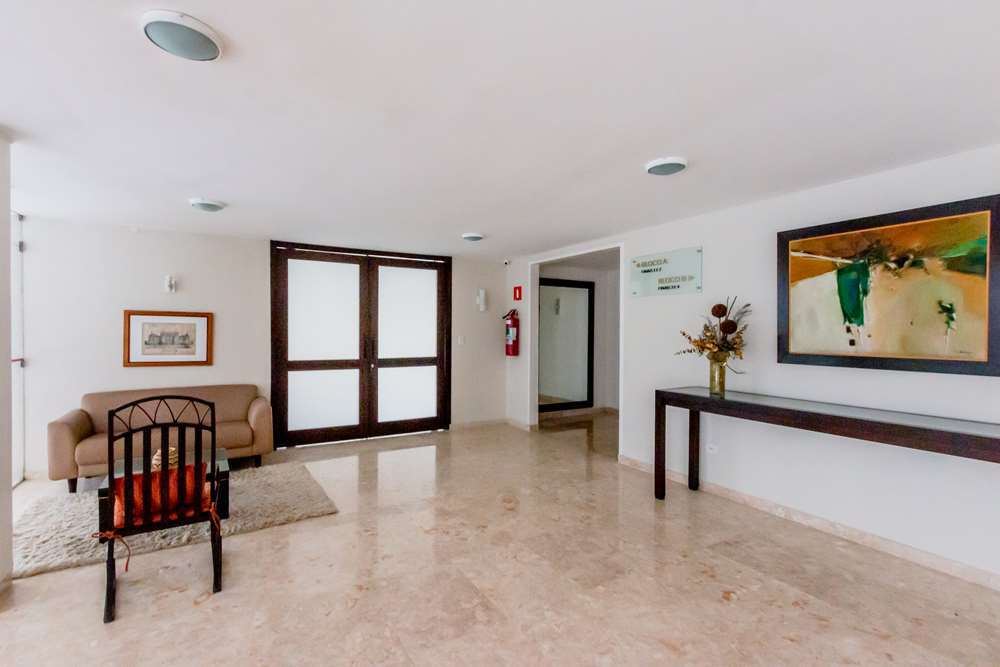 HS 605 Apto 601081042-16 - REMAX Lepex Exclusividades