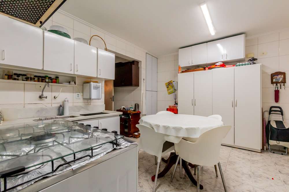 HS 605 Apto 601081042-16 - REMAX Lepex Exclusividades