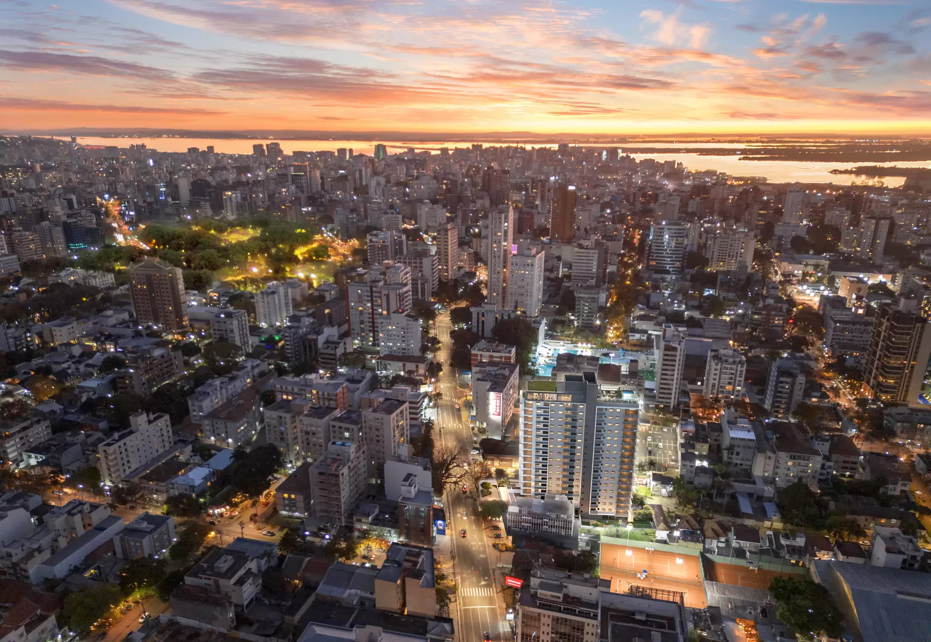 Residencial Multifamiliar de 3 quartos, 106m² no bairro Moinhos de Vento, em Porto Alegre | Eu Corretor