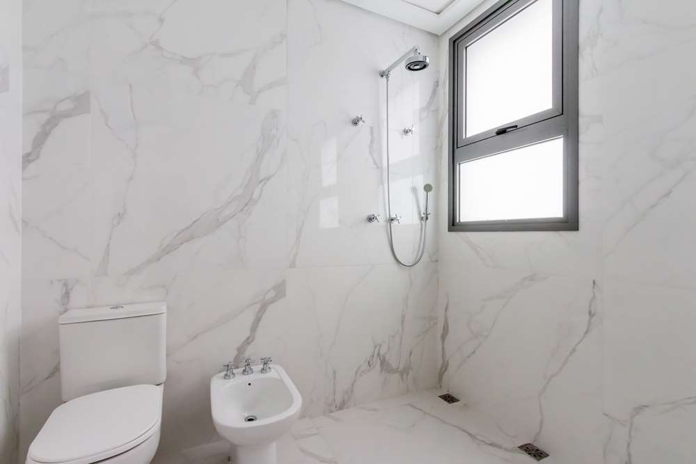 HDVF 70 Apto 601081056-5 - REMAX Lepex Exclusividades