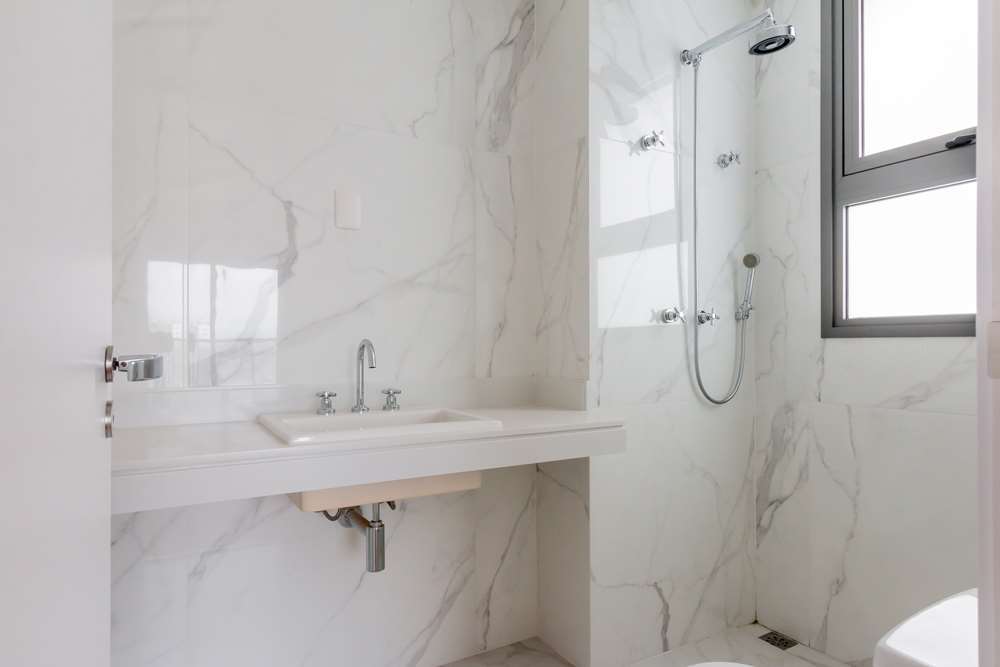 HDVF 70 Apto 601081056-5 - REMAX Lepex Exclusividades