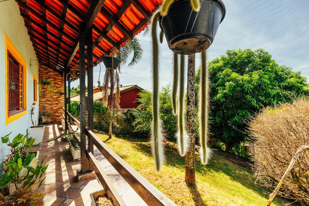 ENGR 1310 690591033-73 - REMAX Máxima Exclusividades