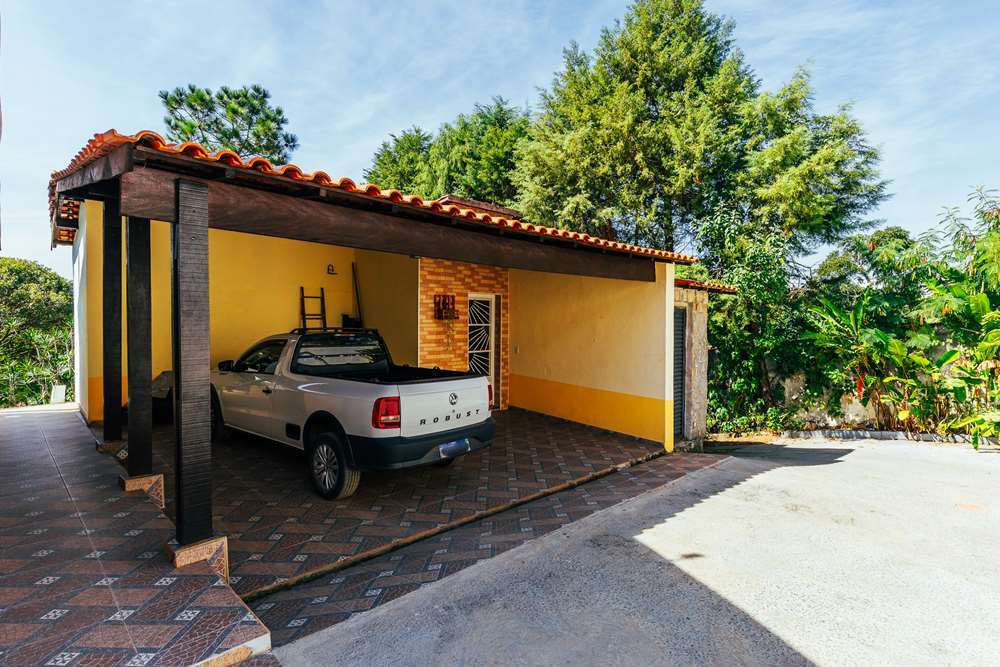 ENGR 1310 690591033-73 - REMAX Máxima Exclusividades