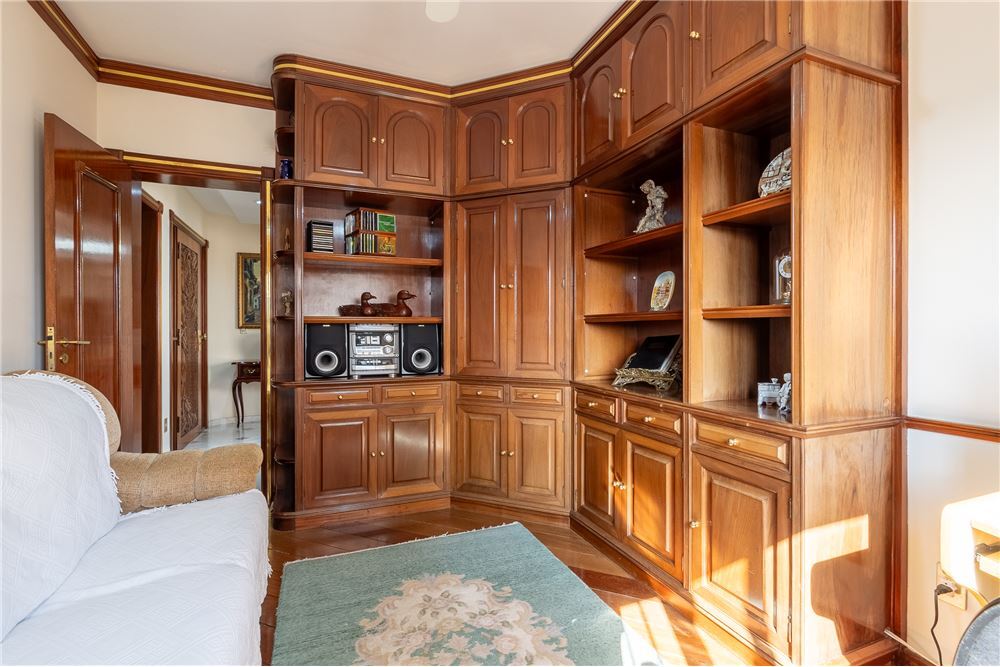 Residencial Multifamiliar de 4 quartos, 214m² no bairro Jardim da Saúde, em São Paulo | Eu Corretor