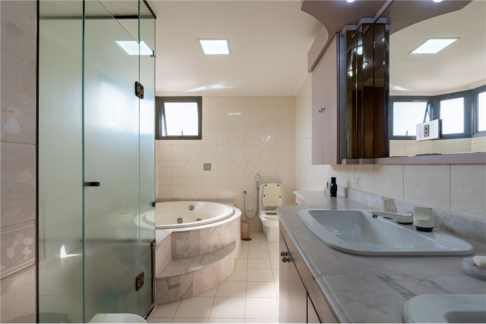 JDST 79 Apto 601971007-137 - REMAX Empire Exclusividades