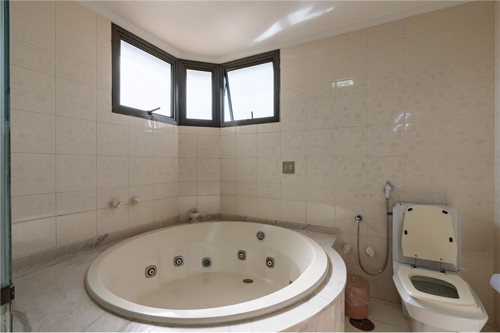 JDST 79 Apto 601971007-137 - REMAX Empire Exclusividades