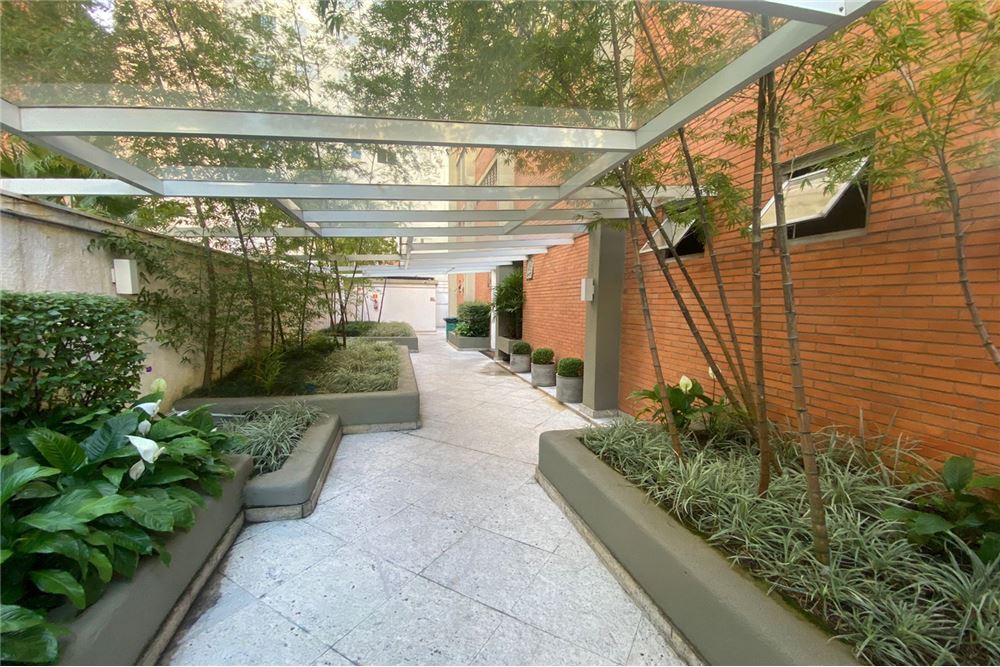 IBPCDC 28 Sala 601241007-26 - REMAX Ville Exclusividades IBPCDC 28 Sala 601241007-26 - REMAX Ville Exclusividades