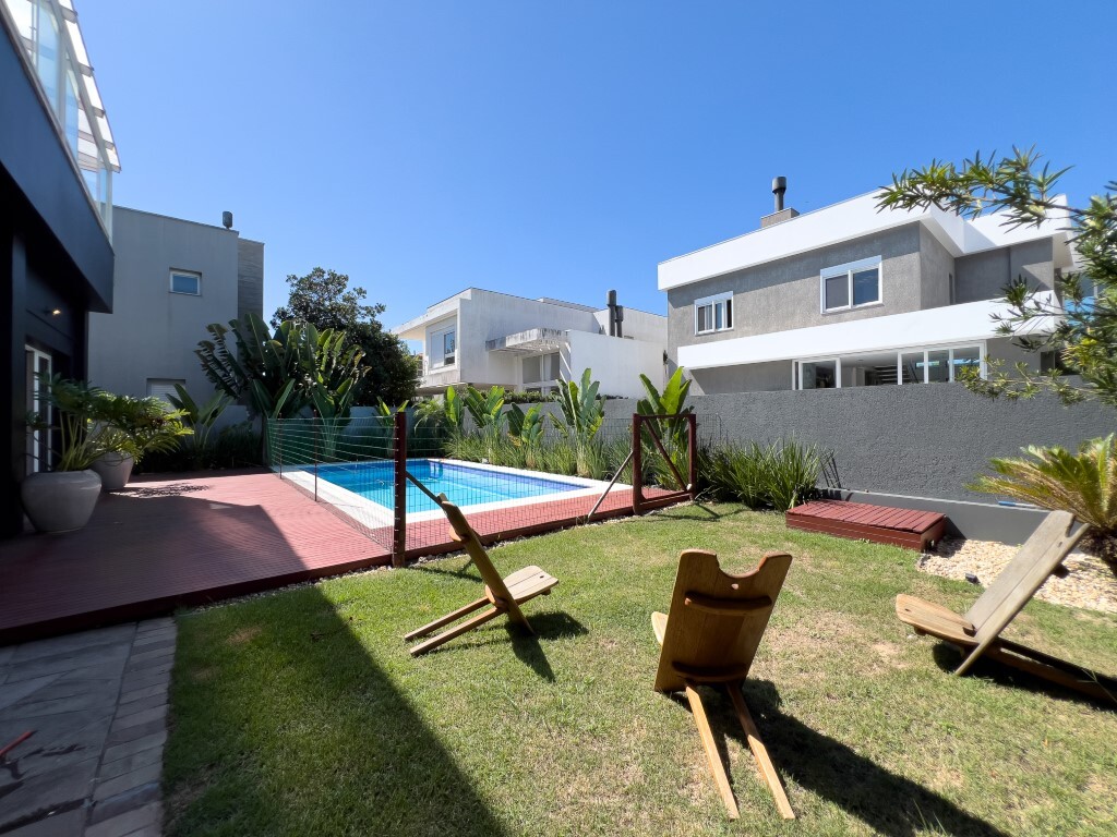 Residencial Multifamiliar de 4 quartos, 336m² no bairro Morada do Sol, em Capão da Canoa | Eu Corretor