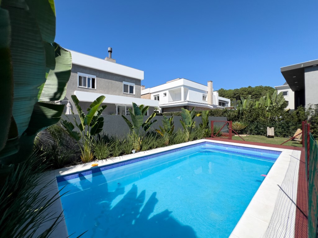 Residencial Multifamiliar de 4 quartos, 336m² no bairro Morada do Sol, em Capão da Canoa | Eu Corretor