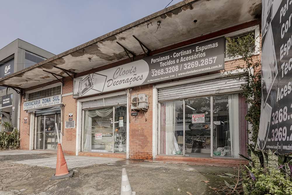Comercial de 420m² no bairro Tristeza, em Porto Alegre | Eu Corretor