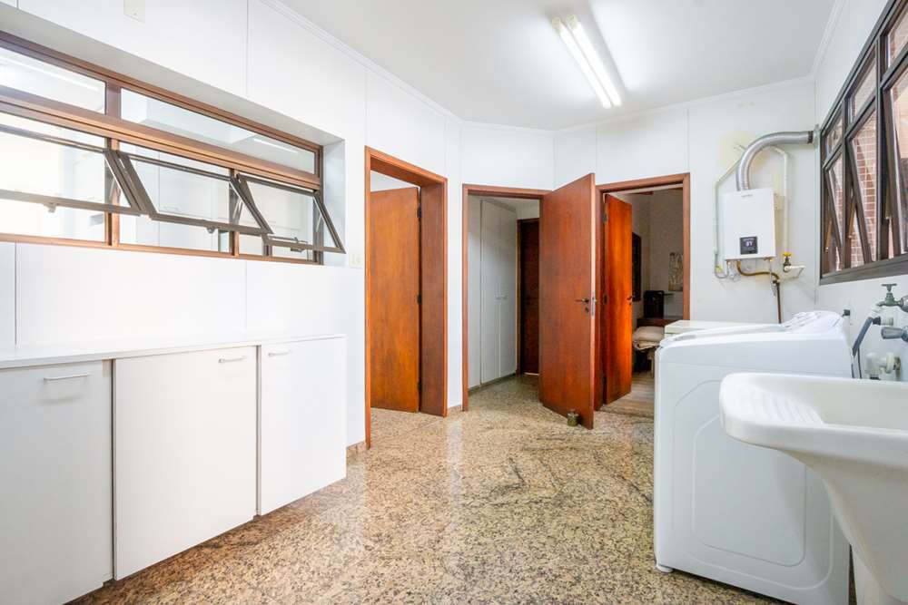 SPP 688 Apto 601081044-30 - REMAX Lepex Exclusividades