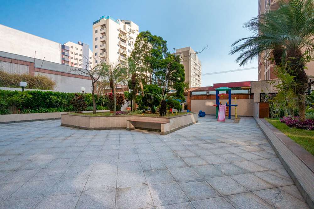 SPP 688 Apto 601081044-30 - REMAX Lepex Exclusividades