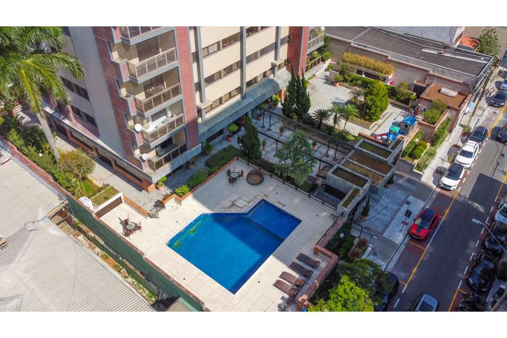 SPP 688 Apto 601081044-30 - REMAX Lepex Exclusividades