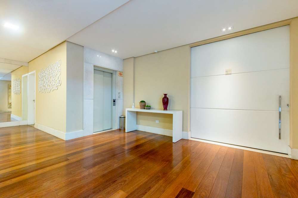 PAG 855 Apto 601081044-33 - REMAX Lepex Exclusividades