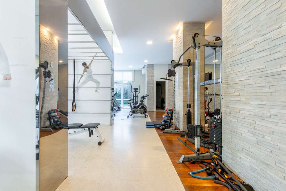 PAG 855 Apto 601081044-33 - REMAX Lepex Exclusividades