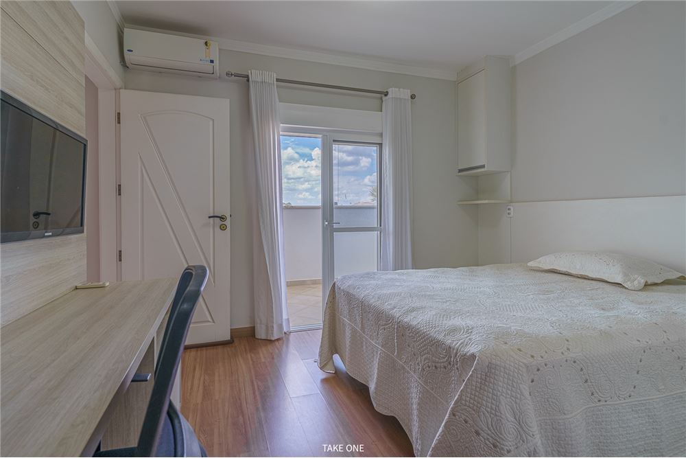 RDSBRJC 274 Casa 690591032-40 - REMAX Máxima Exclusividades