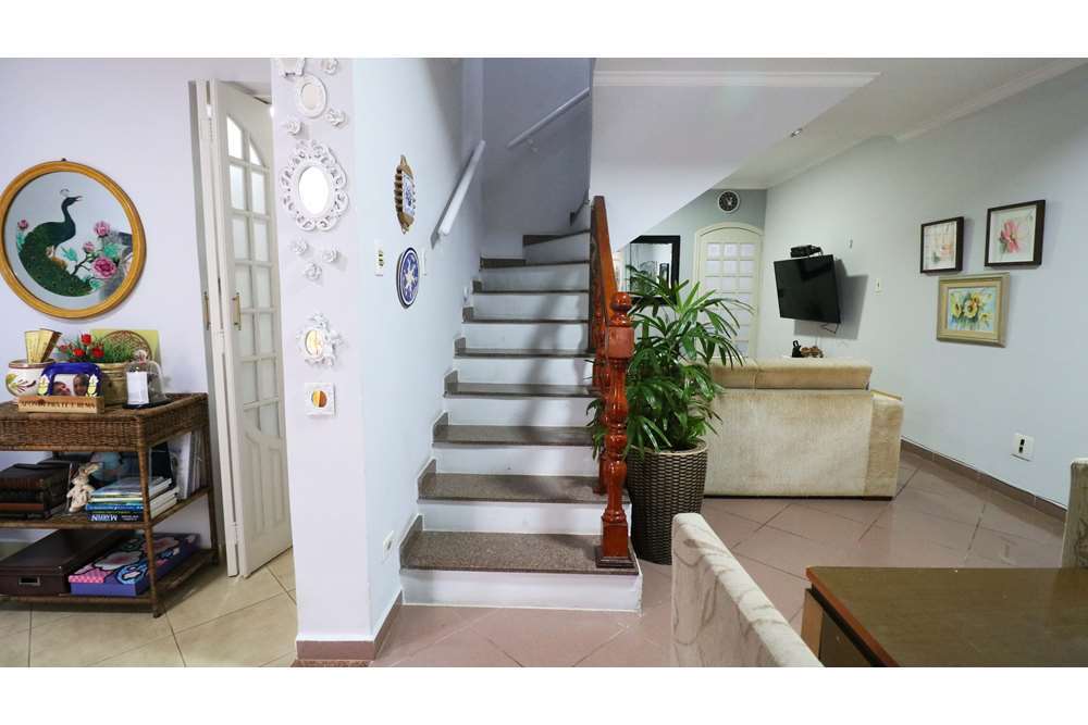 CBRDI 932 Casa 601361048-2 - REMAX Trio Exclusividades CBRDI 932 Casa 601361048-2 - REMAX Trio Exclusividades