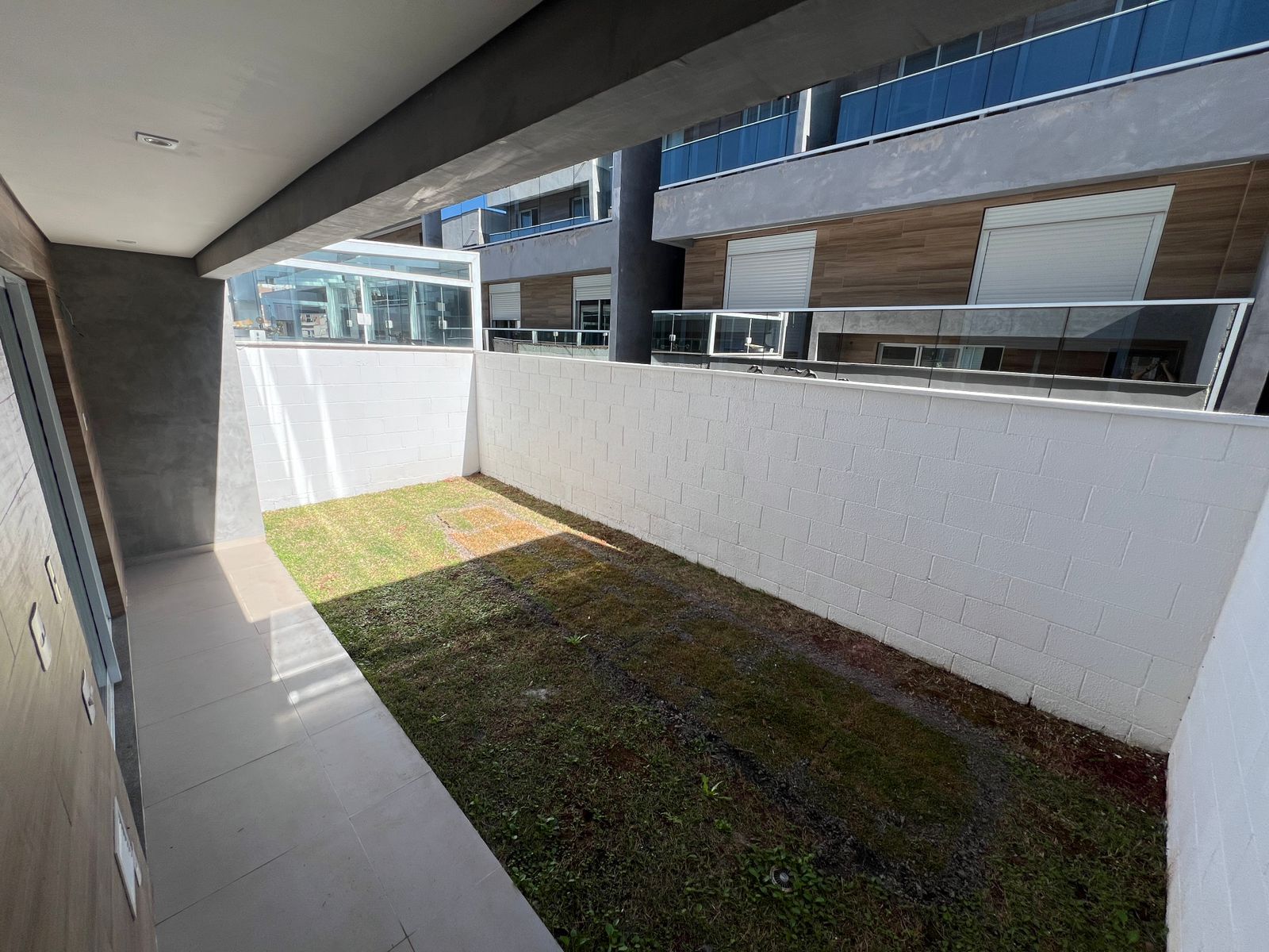 VSC 1647 Casa 4271 MDN - V.Lume Exclusividades