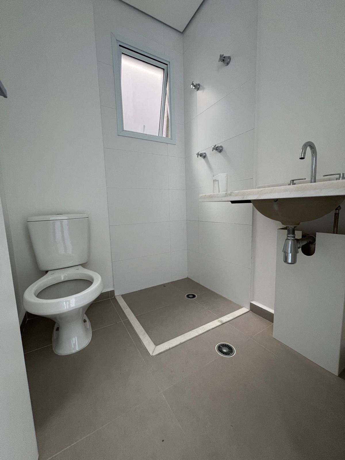 VSC 1647 Casa 4271 MDN - V.Lume Exclusividades