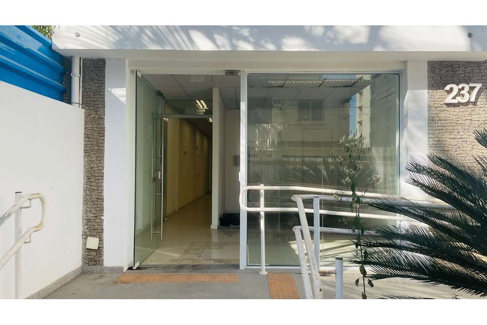 VNCDAV 237 Sala 601481005-97 - REMAX Comunità Exclusividades