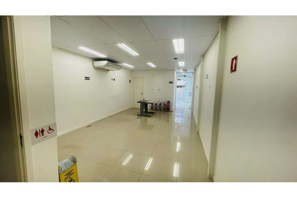 VNCDAV 237 Sala 601481005-97 - REMAX Comunità Exclusividades