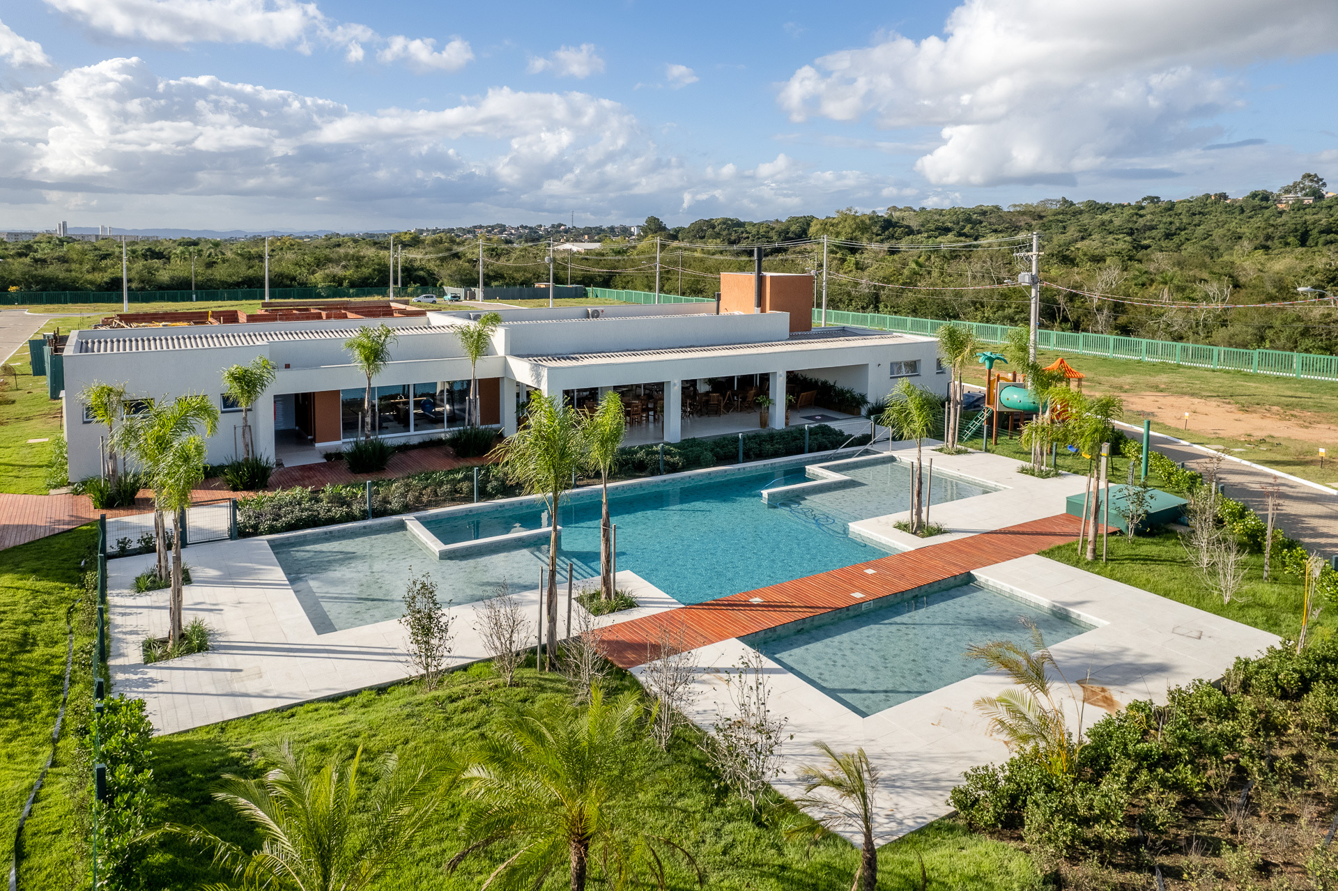 Residencial Multifamiliar de 204m² no bairro Morro Santana, em Porto Alegre | Eu Corretor