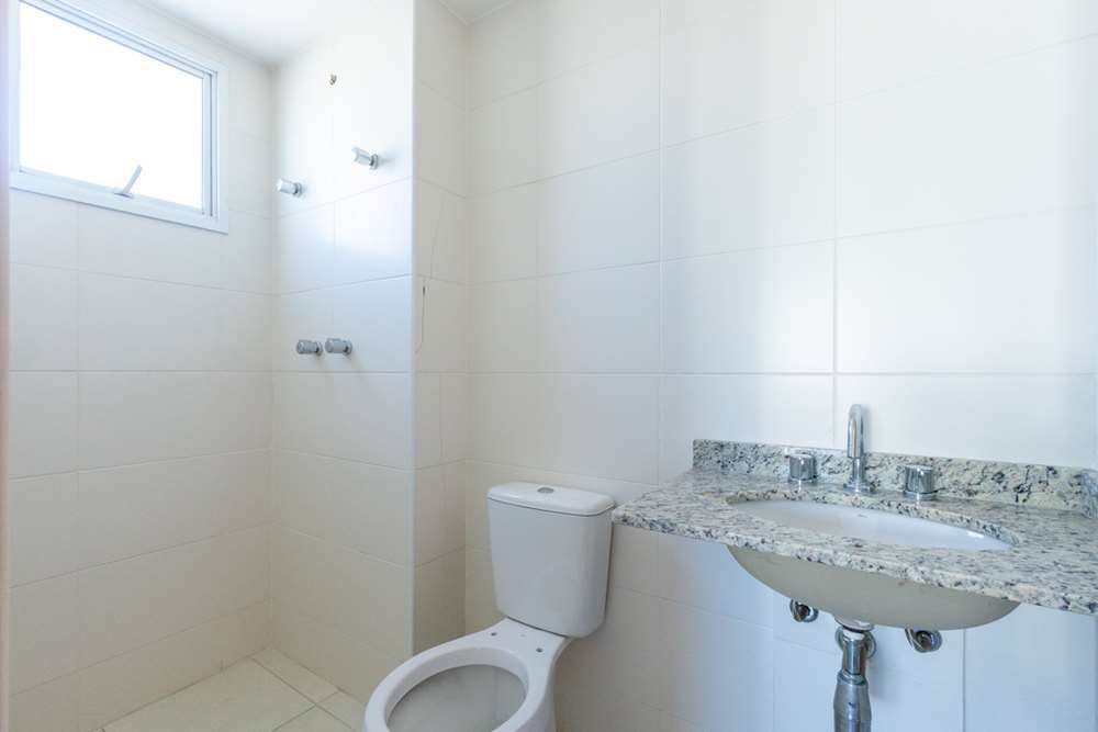 LF 645 Apto 601081024-11 - REMAX Lepex Exclusividades