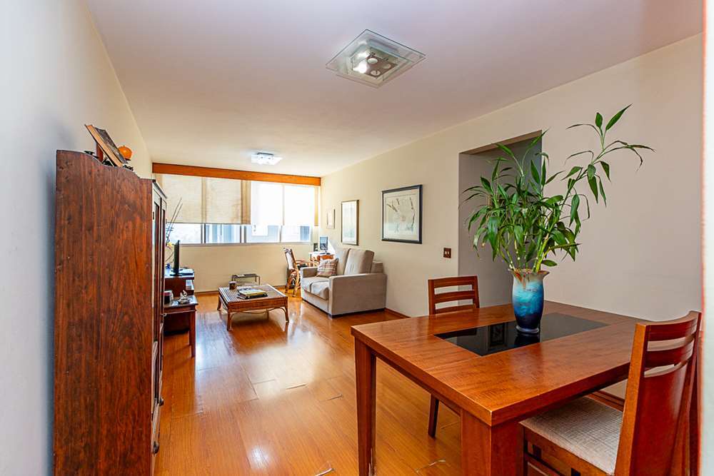 PCEL 574 Apto 601241030-4 - REMAX Ville Exclusividades