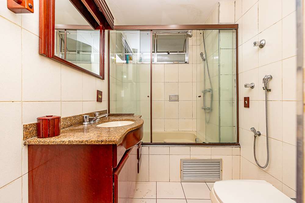 PCEL 574 Apto 601241030-4 - REMAX Ville Exclusividades