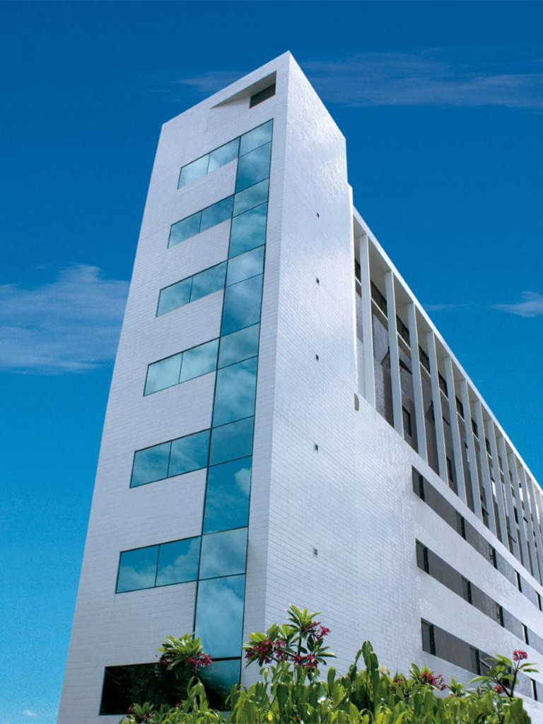 Smart Plaza Raphael Monte - Suassuna Fernandes