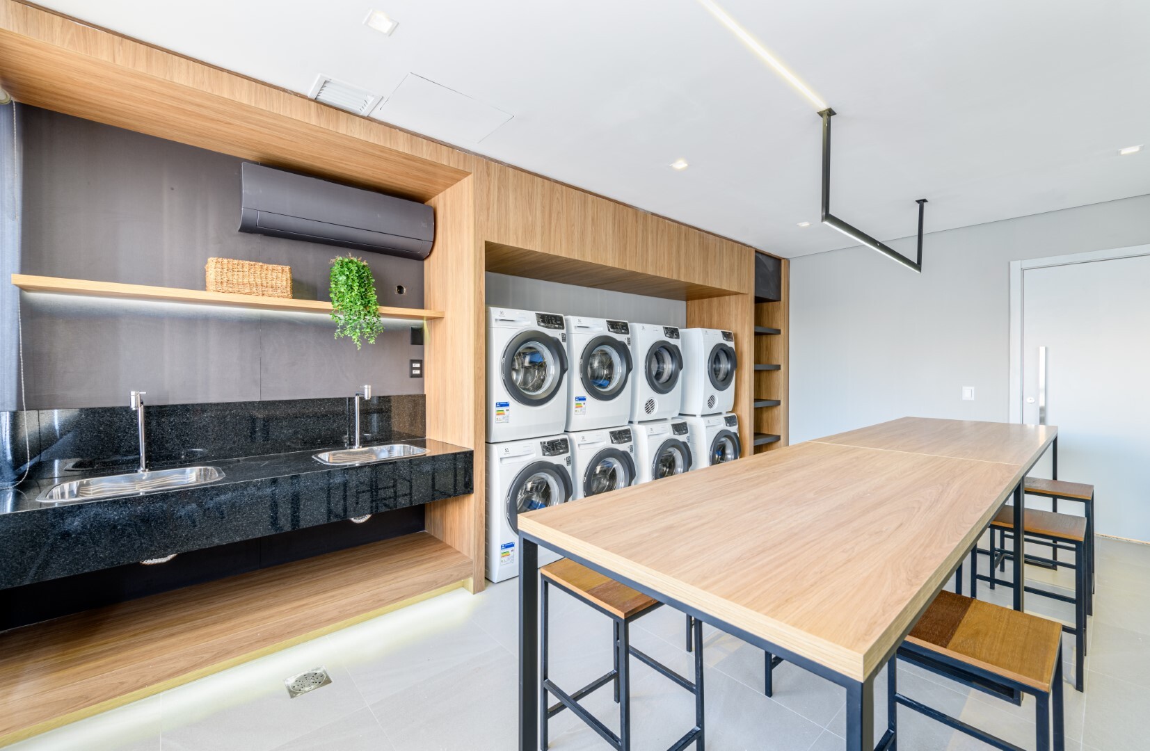 Connect - Cyrela Goldsztein Connect - Cyrela Goldsztein