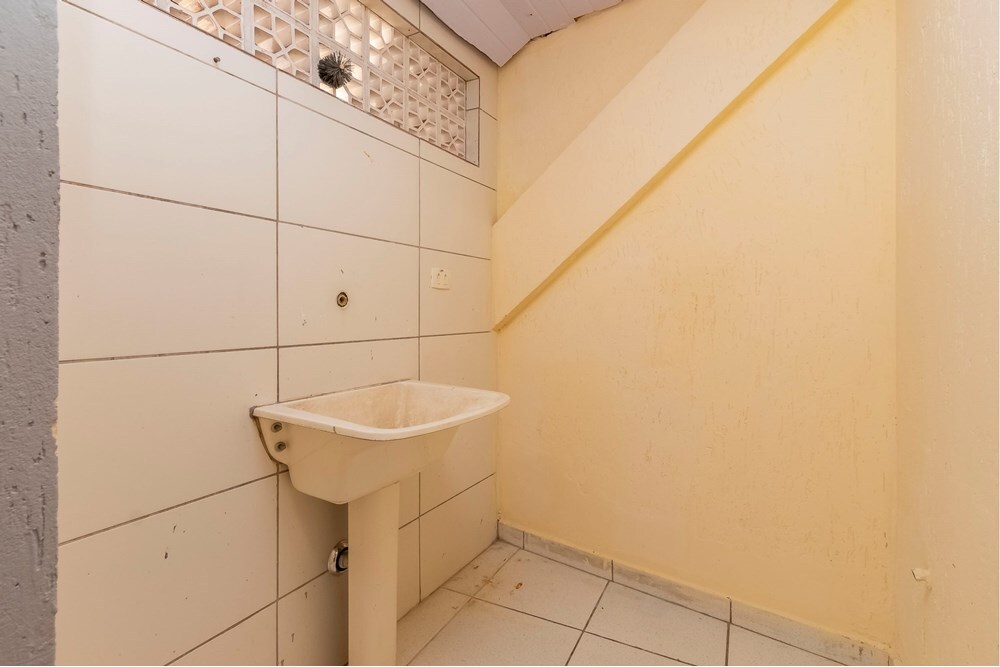 CBJDSJ 197 Loja 601361003-132 - REMAX Trio Exclusividades CBJDSJ 197 Loja 601361003-132 - REMAX Trio Exclusividades