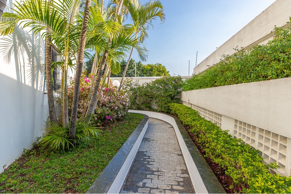 VIC 66 Apto 601241003-117 - REMAX Ville Exclusividades