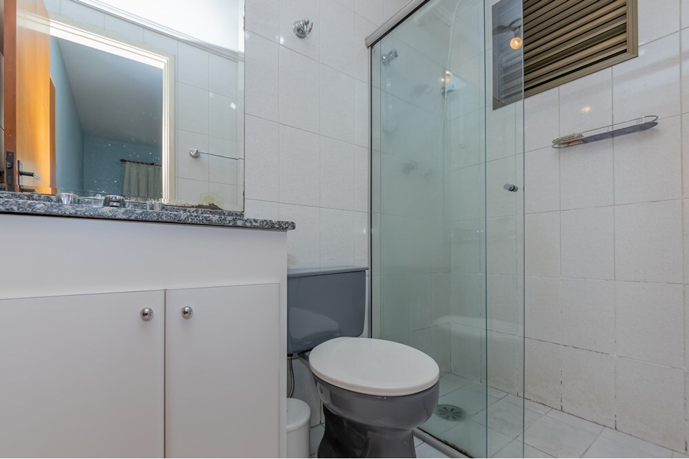 VMAMF 820 Apto 601721039-7 - REMAX Front Exclusividades VMAMF 820 Apto 601721039-7 - REMAX Front Exclusividades