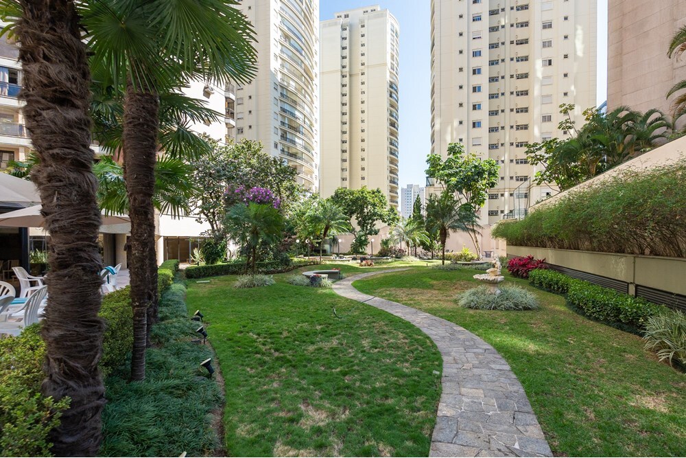 MJ 185 Apto 601971014-167 - REMAX Empire Exclusividades