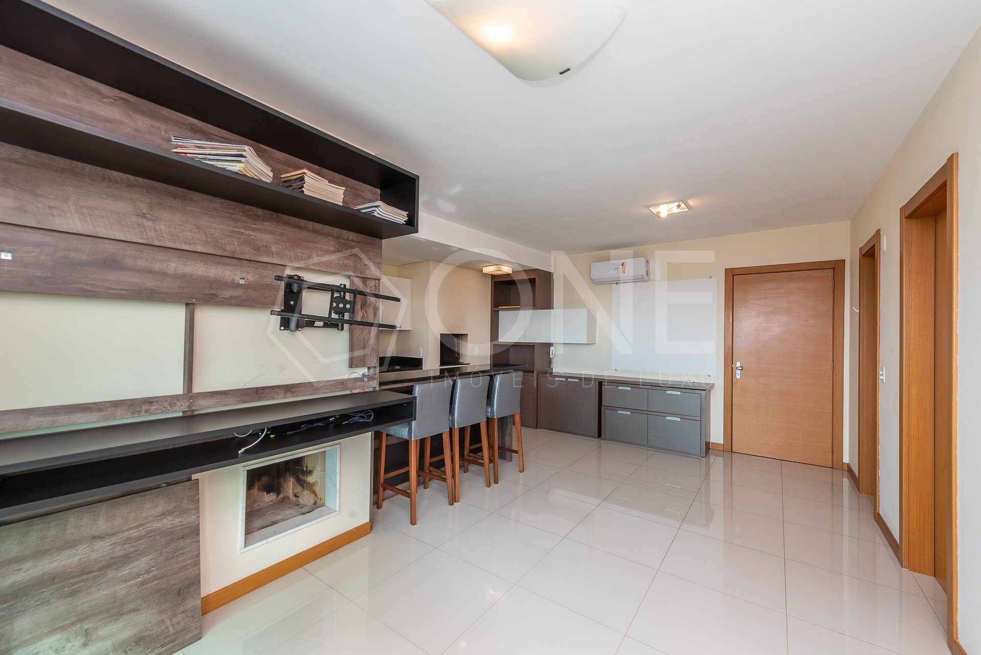 Residencial Multifamiliar de 1 quarto, 57m² no bairro Três Figueiras, em Porto Alegre | Eu Corretor