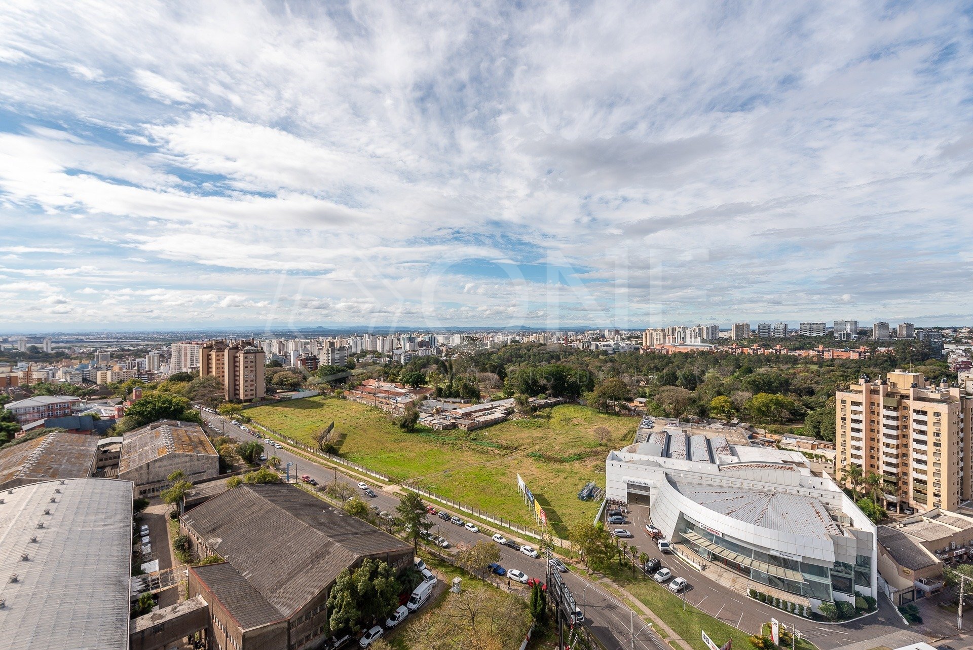 Residencial Multifamiliar de 1 quarto, 57m² no bairro Três Figueiras, em Porto Alegre | Eu Corretor