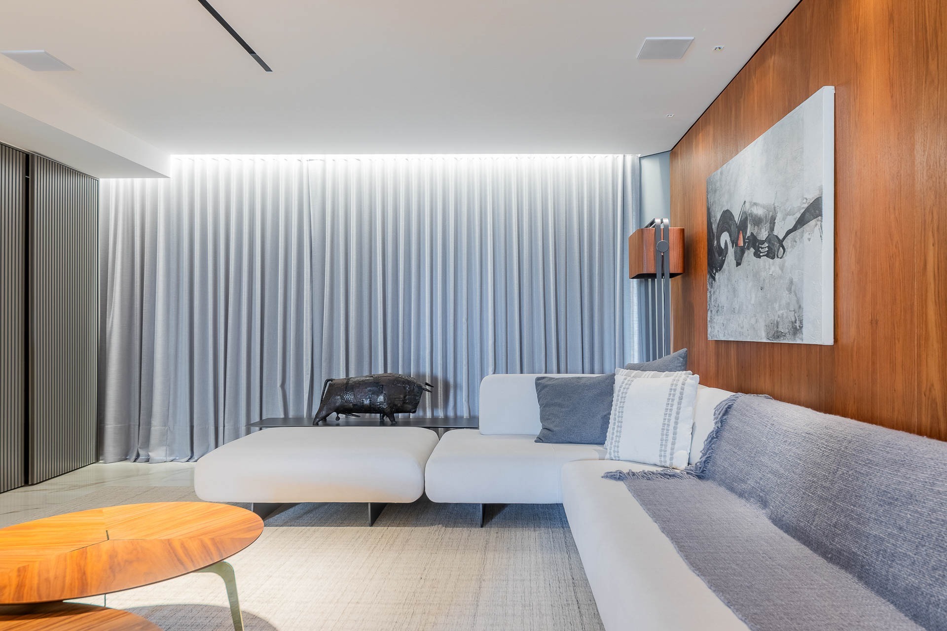 Residencial Multifamiliar de 4 quartos, 405m² no bairro Moinhos de Vento, em Porto Alegre | Eu Corretor