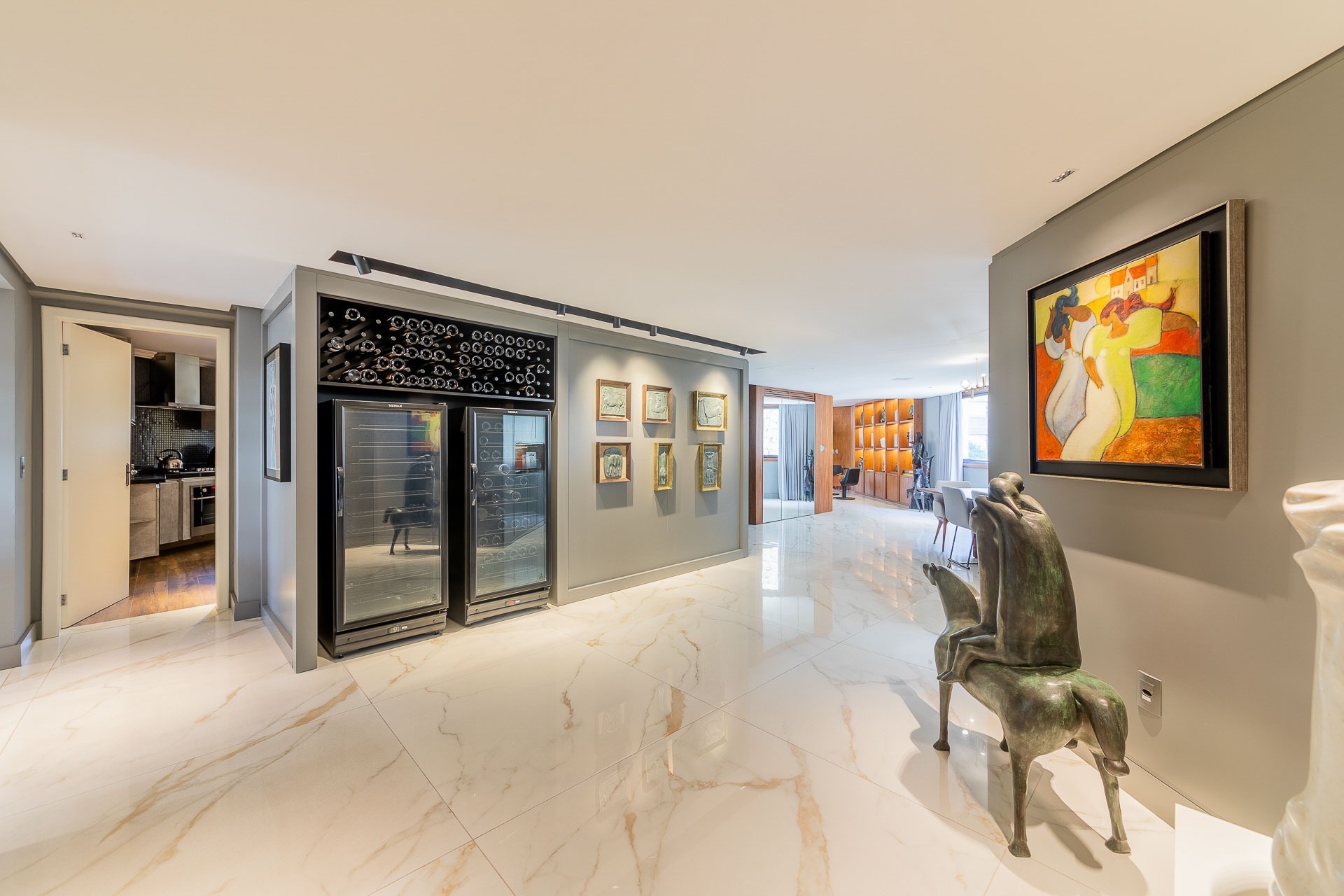 Residencial Multifamiliar de 4 quartos, 405m² no bairro Moinhos de Vento, em Porto Alegre | Eu Corretor