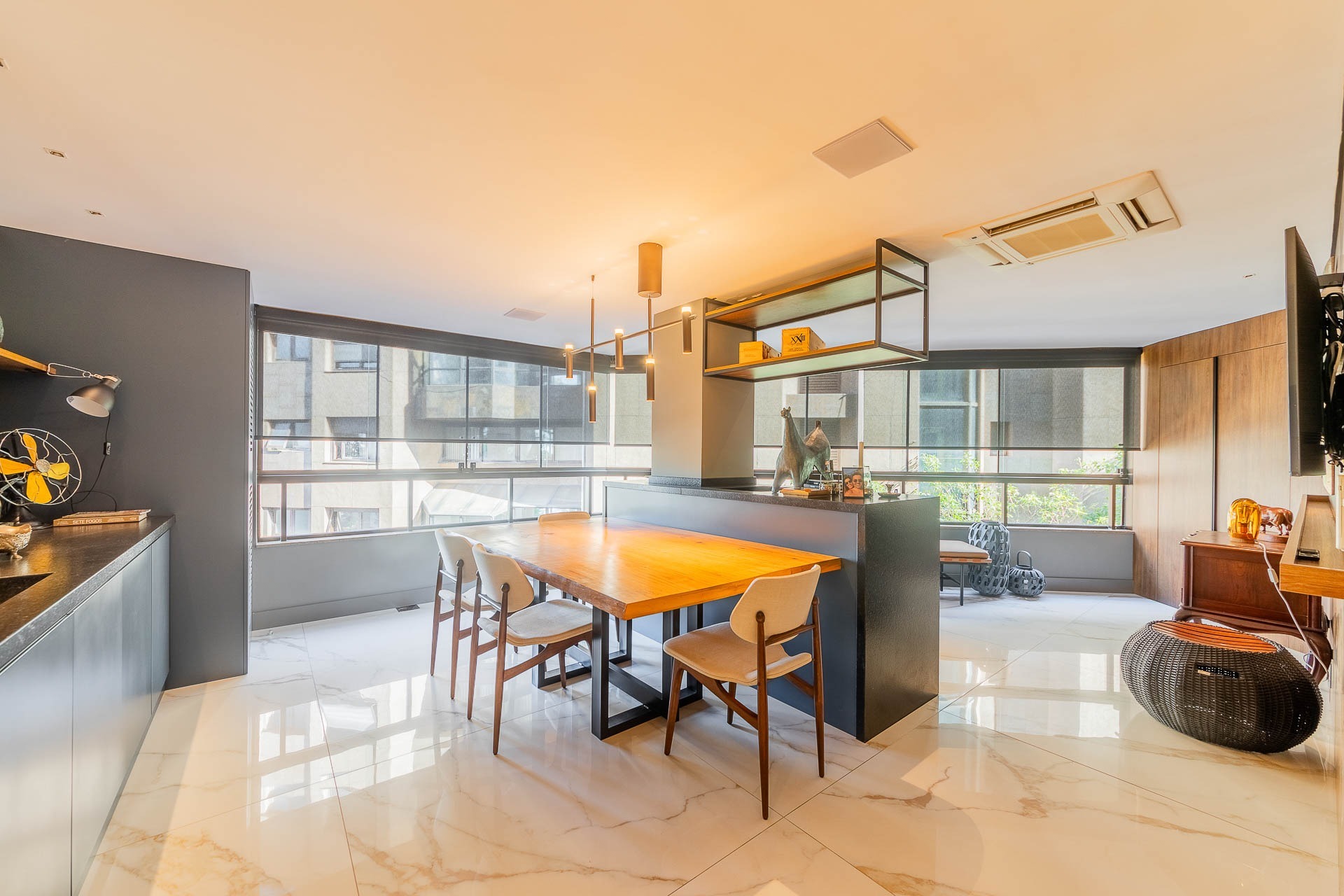 Residencial Multifamiliar de 4 quartos, 405m² no bairro Moinhos de Vento, em Porto Alegre | Eu Corretor