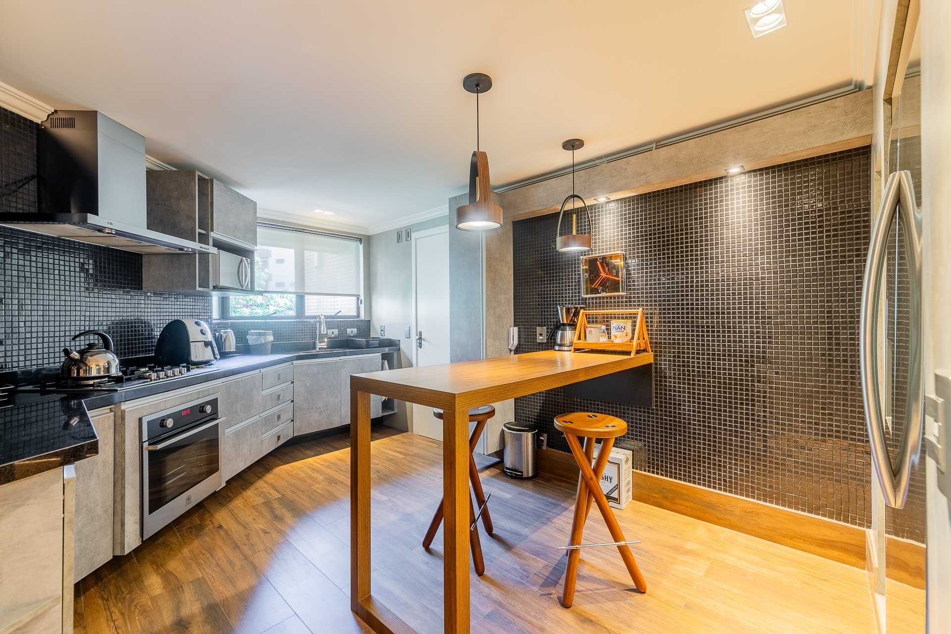 Residencial Multifamiliar de 4 quartos, 405m² no bairro Moinhos de Vento, em Porto Alegre | Eu Corretor