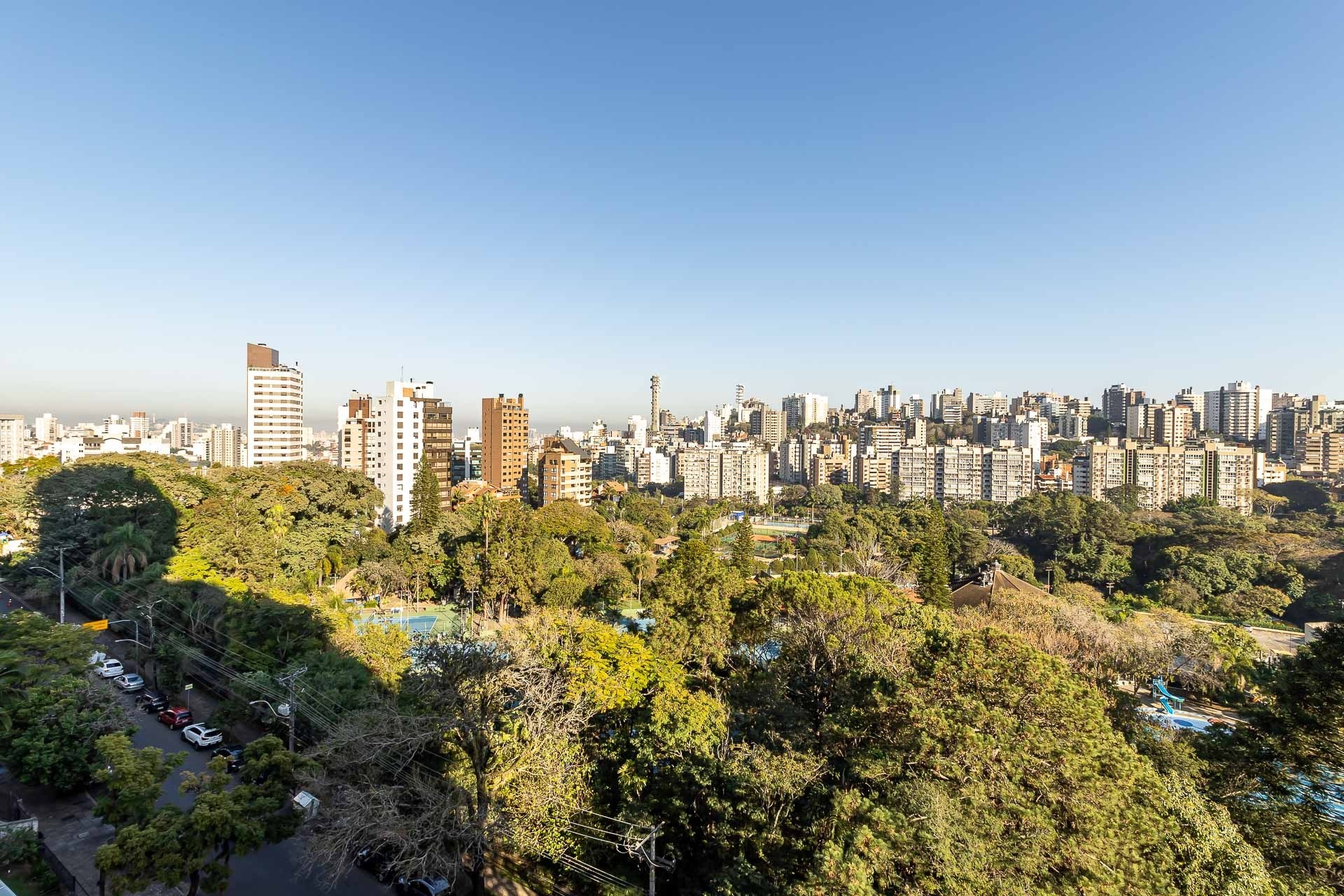 Residencial Multifamiliar de 3 quartos, 317m² no bairro Petrópolis, em Porto Alegre | Eu Corretor