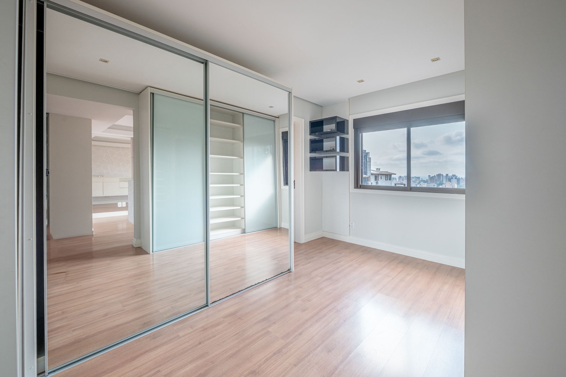 Residencial Multifamiliar de 4 quartos, 373m² no bairro Bela Vista, em Porto Alegre | Eu Corretor
