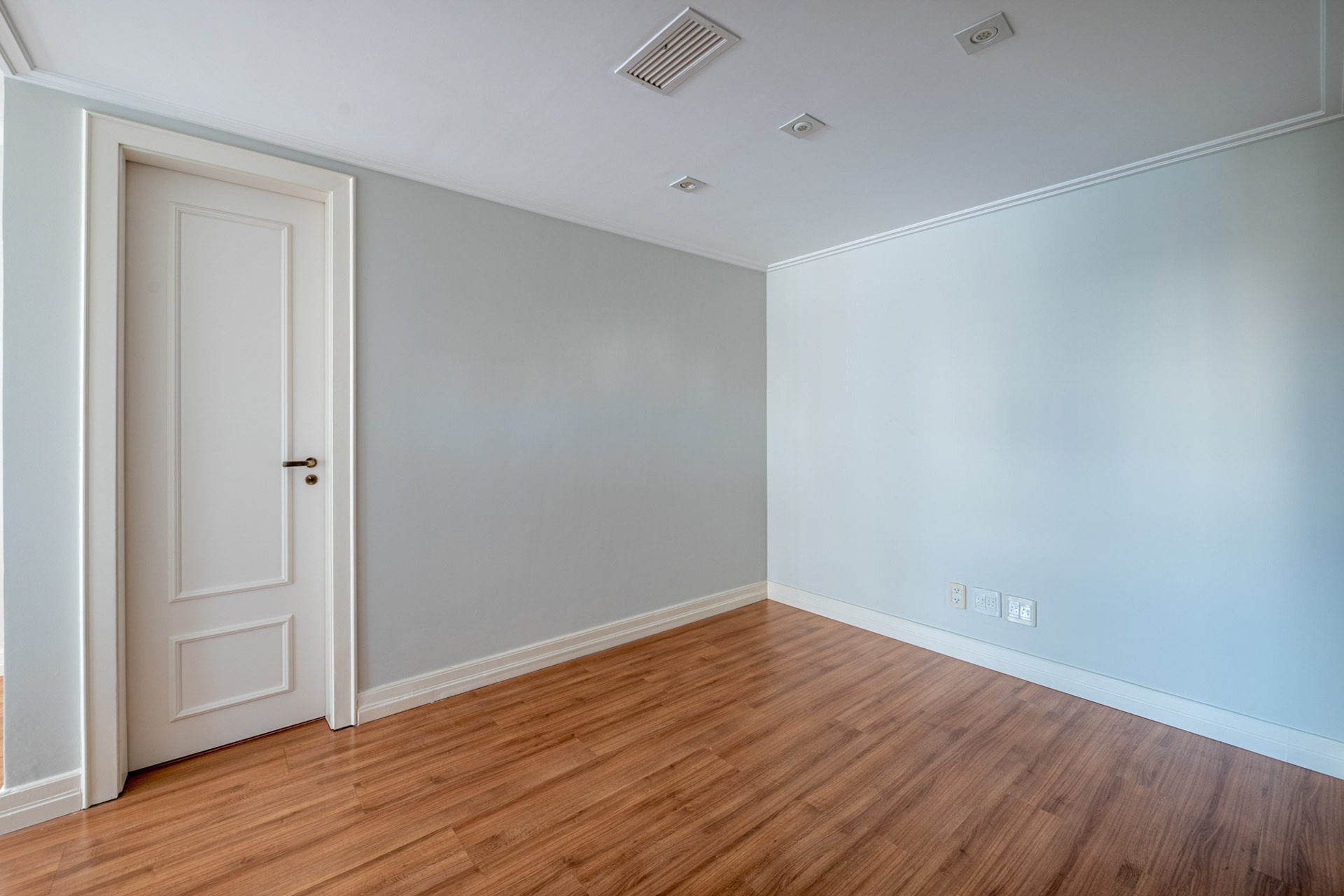 Residencial Multifamiliar de 4 quartos, 373m² no bairro Bela Vista, em Porto Alegre | Eu Corretor