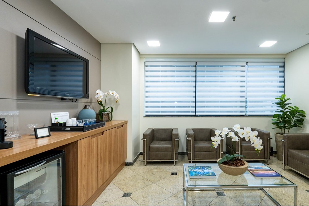 IBT 100 Sala 601241007-32 - REMAX Ville Exclusividades IBT 100 Sala 601241007-32 - REMAX Ville Exclusividades