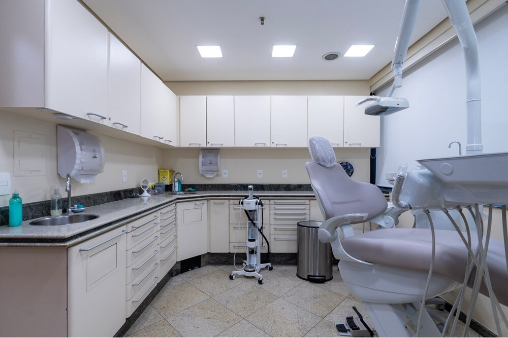 IBT 100 Sala 601241007-32 - REMAX Ville Exclusividades IBT 100 Sala 601241007-32 - REMAX Ville Exclusividades